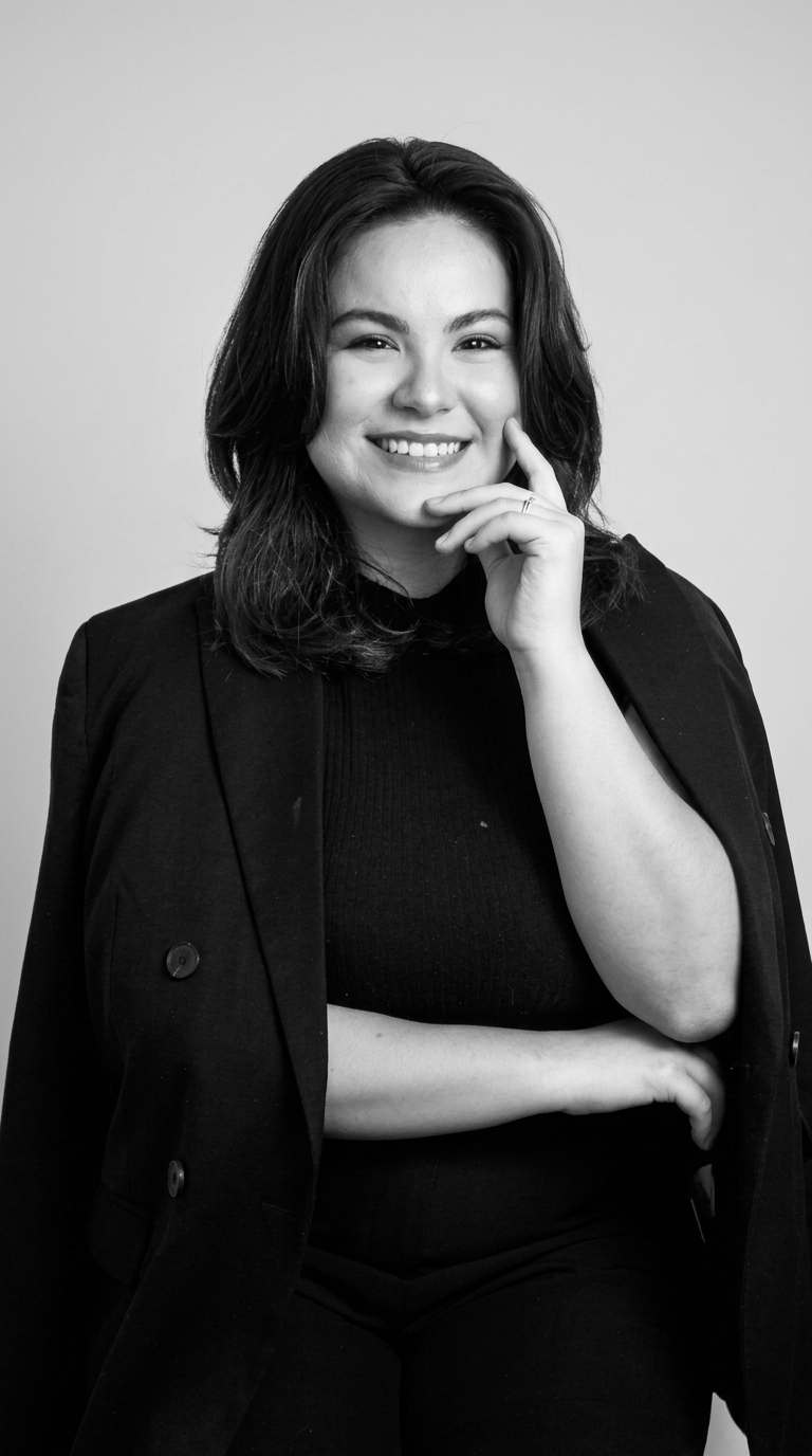 Retrato de Ketlyn Rocha, social media manager e designer