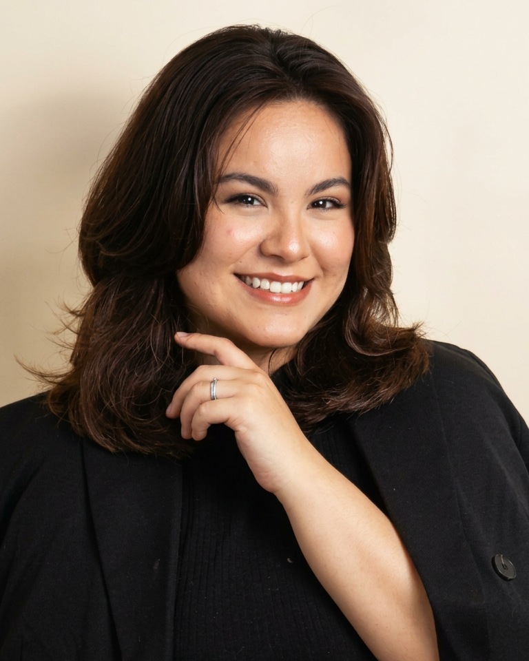 Retrato de Ketlyn Rocha, social media manager e designer